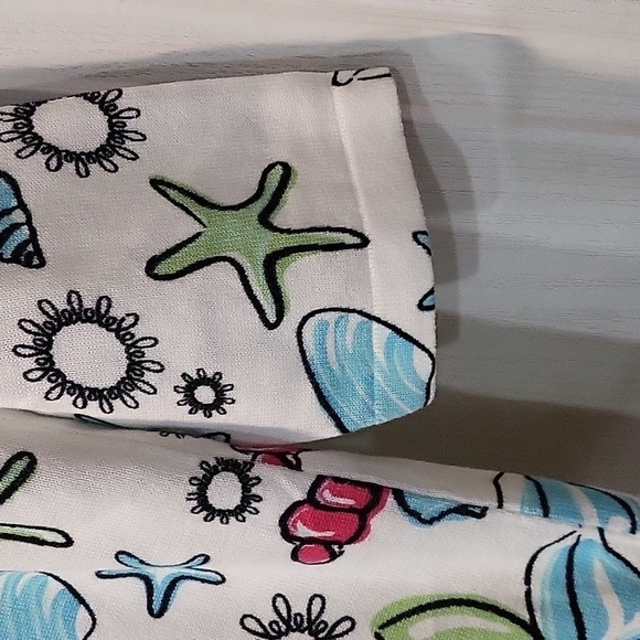 Breckenridge Small Beach Seashell Cardigan Sweater - Picture 3 of 6